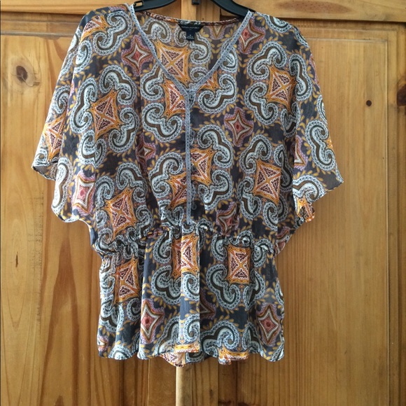 Banana Republic Tops - Banana Republic fall colors paisley top,size Med