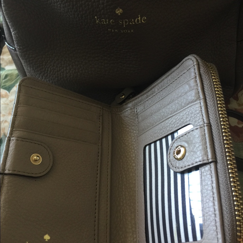Crossbody bag and wallet, good condition