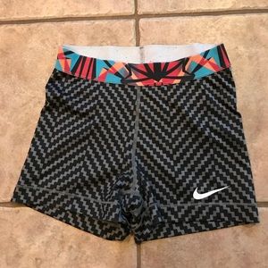 pattern nike pros