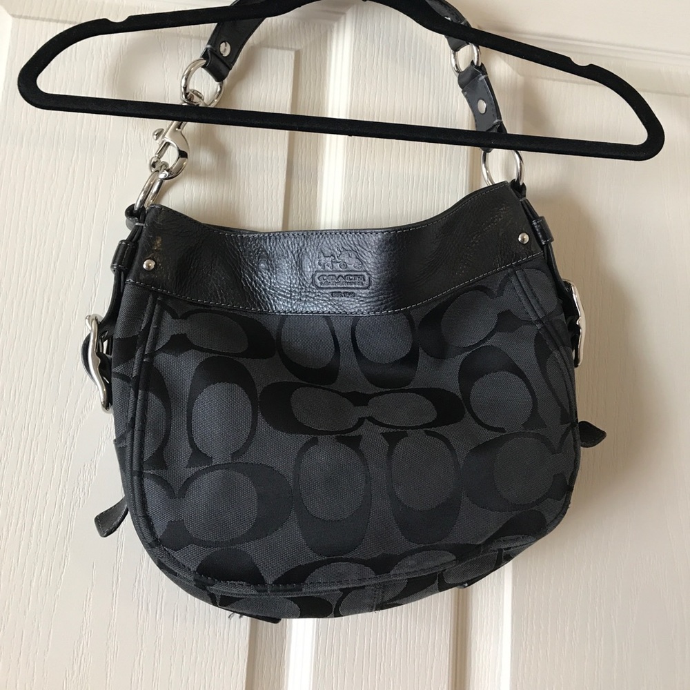Black coach purse.