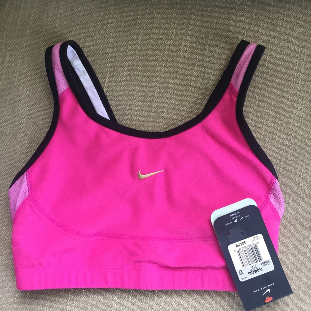 NWT Nike Sports Bra Size XS