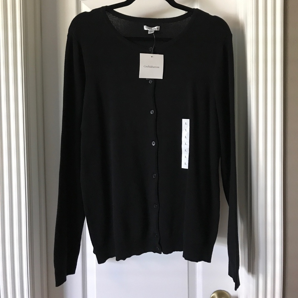 Black sweater full sleeved button up