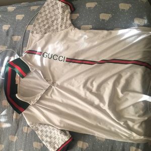 Gucci shirts size larges