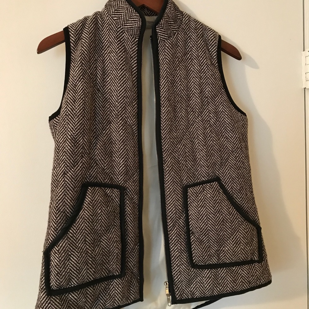 ❗️BOGO 50% Of ❗️Herringbone Vest
