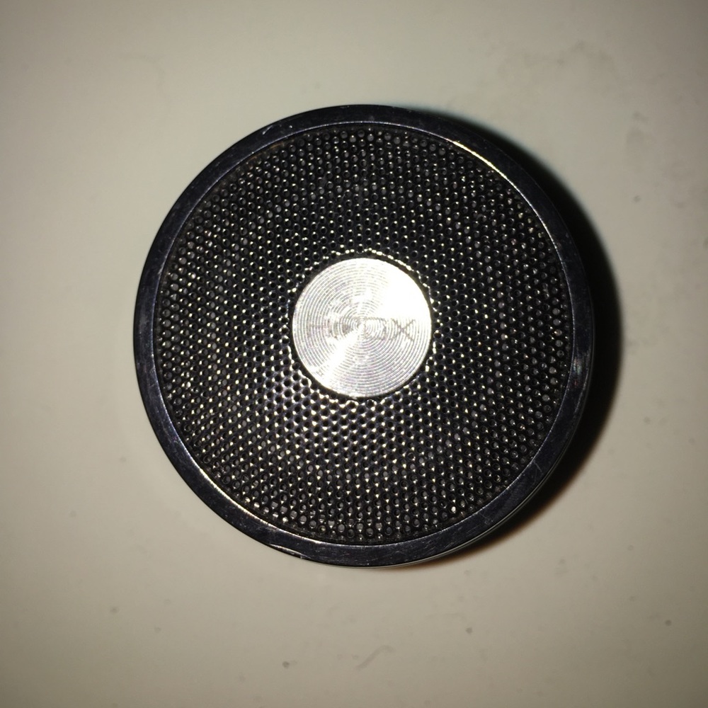 HMDX WIRELESS BLUETOOTH SPEAKER