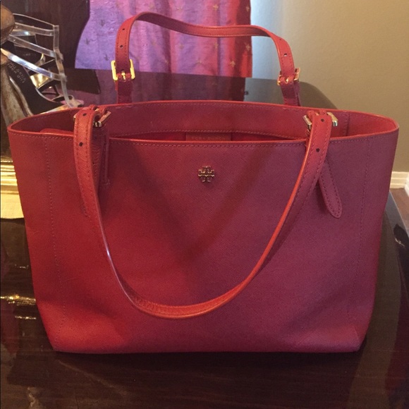 Tory Burch original purse almost new - Picture 2 of 7