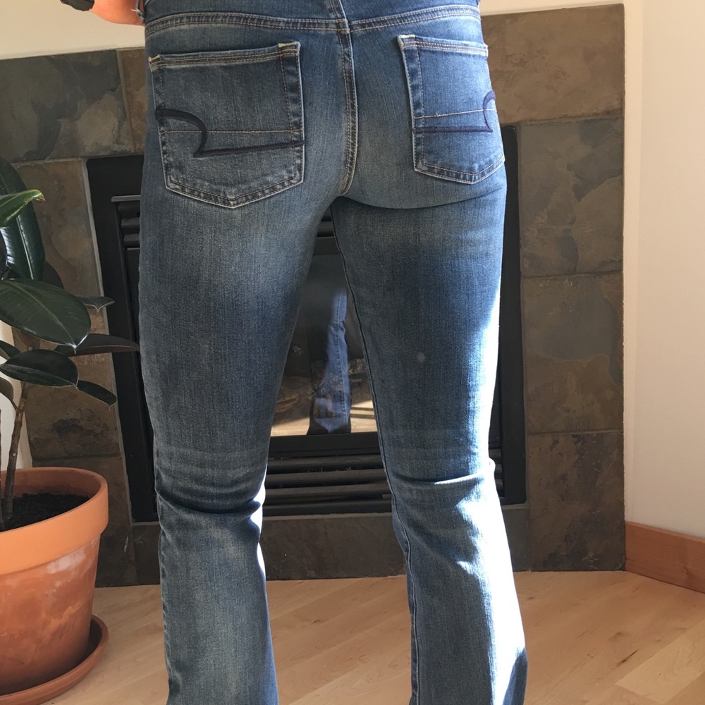 Like New AE Kick Boot Jean