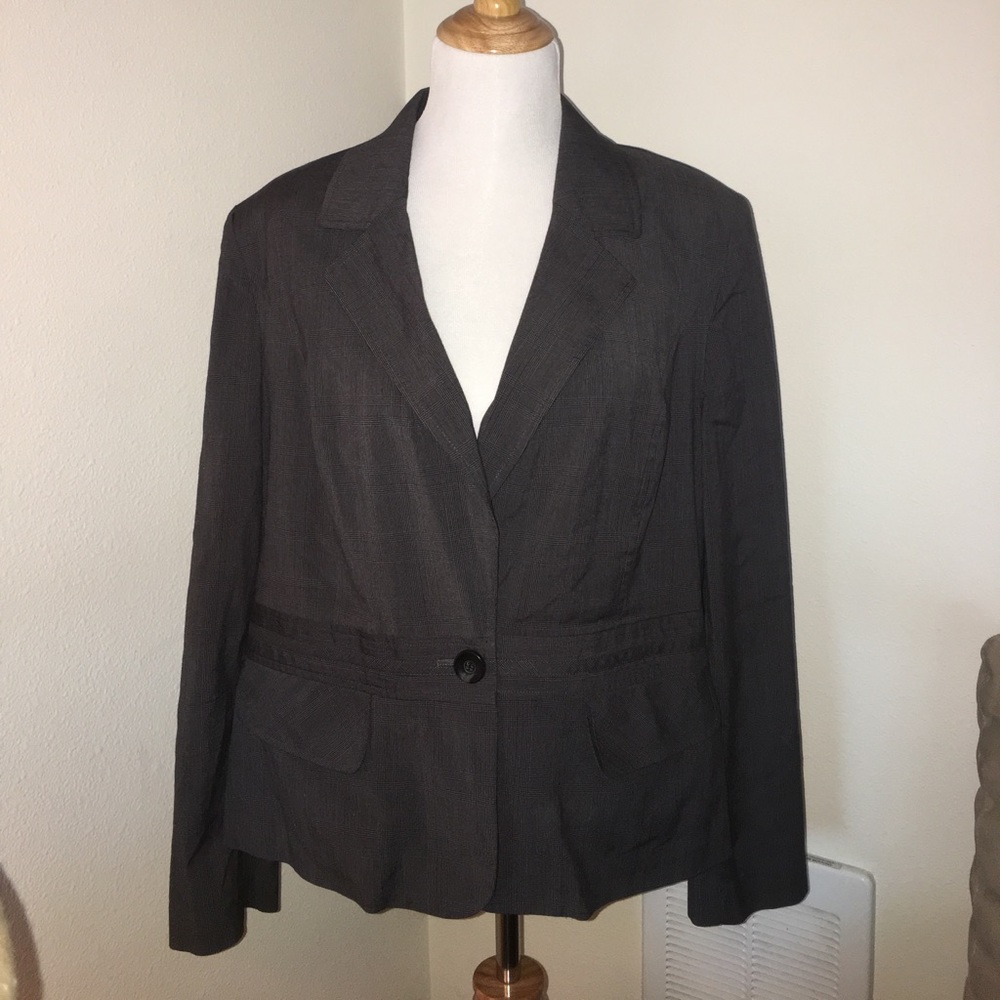 Style & Co Gray Business Suit Jacket and skirt set