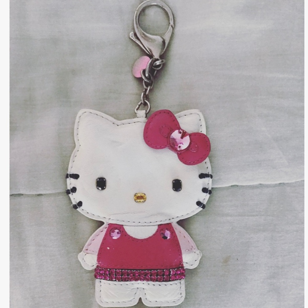 Adorable Swarovski Hello Kitty Keychain