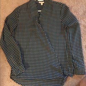 Graphic print wrap blouse.