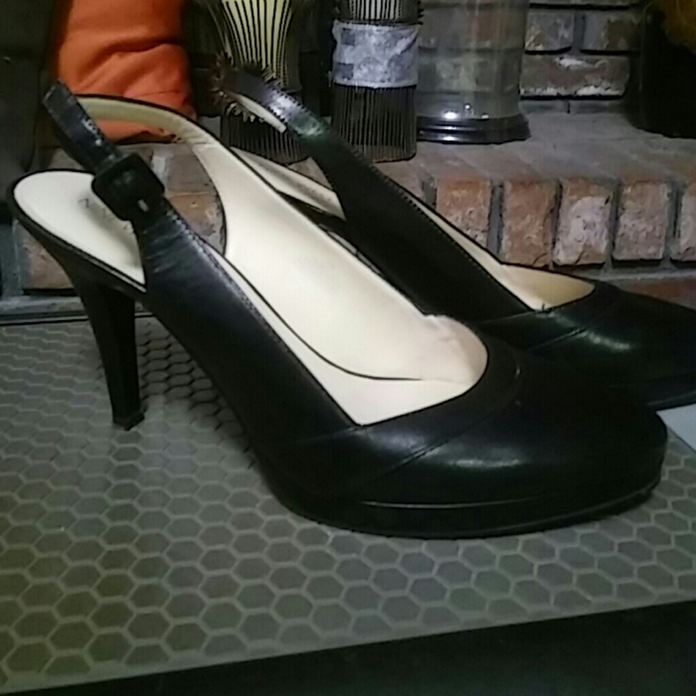 Nine West Slingbacks