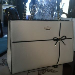 ♦️Final Brand New Beautiful Phoebe Bow Kate Spade