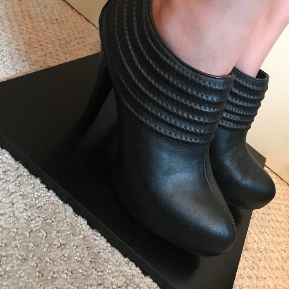 Black & taupe Bootie Bundle