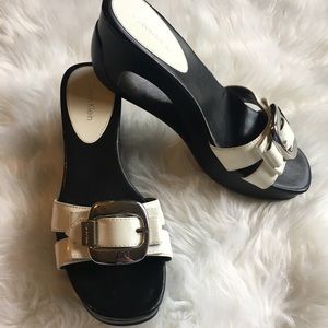 Calvin Klein patent wedges in white size 6