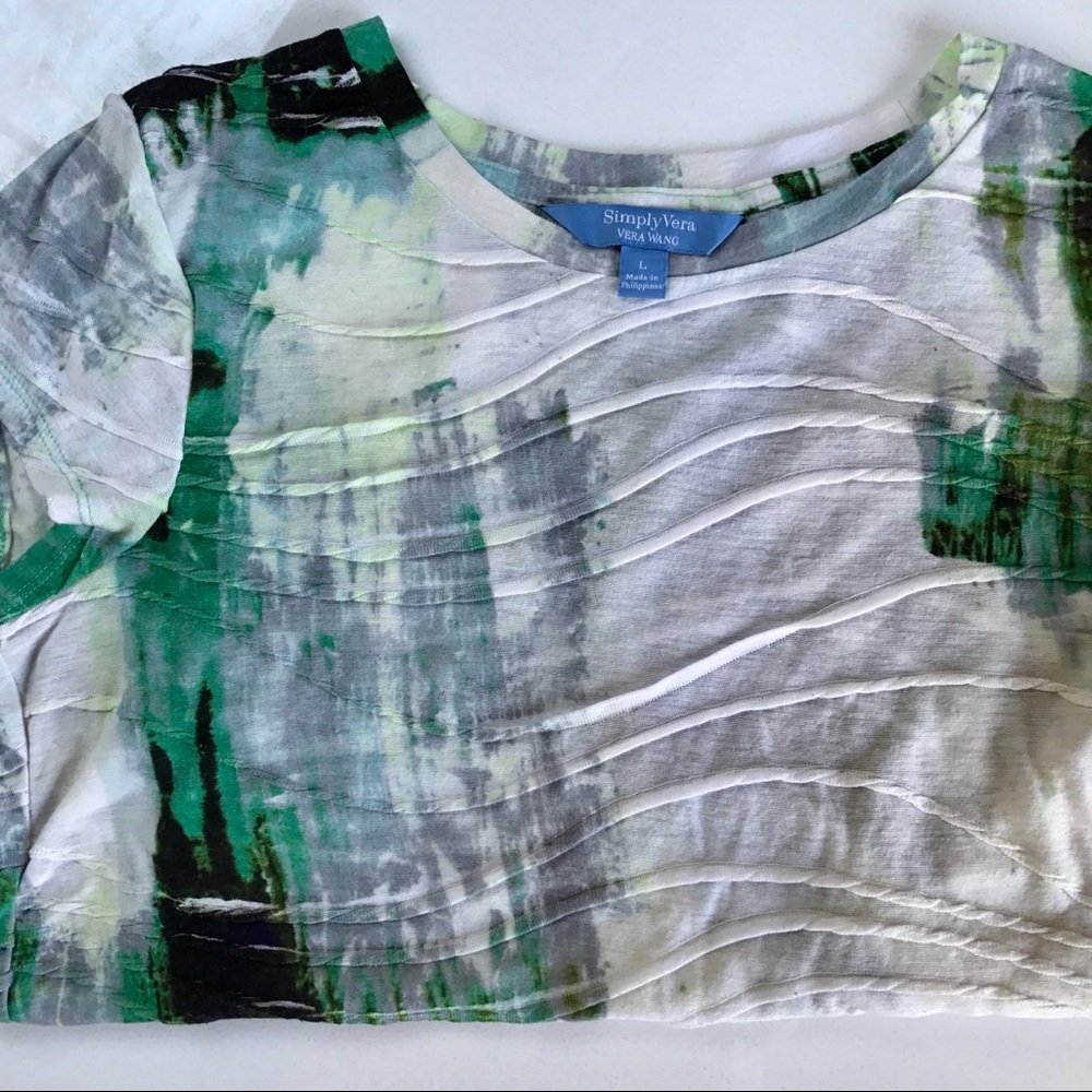 Simply Vera wang super Soft T shirt