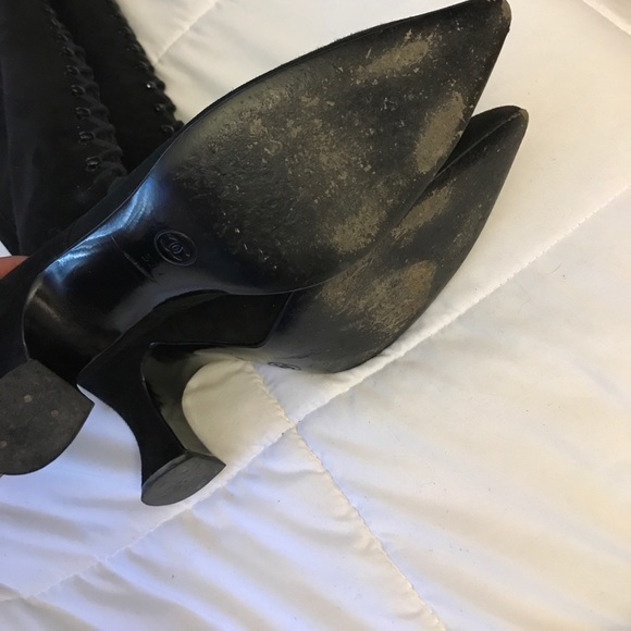 Rare CHANEL Chic Tie Up Suede Pointy Boots❤️❤️❤️ - Picture 7 of 8