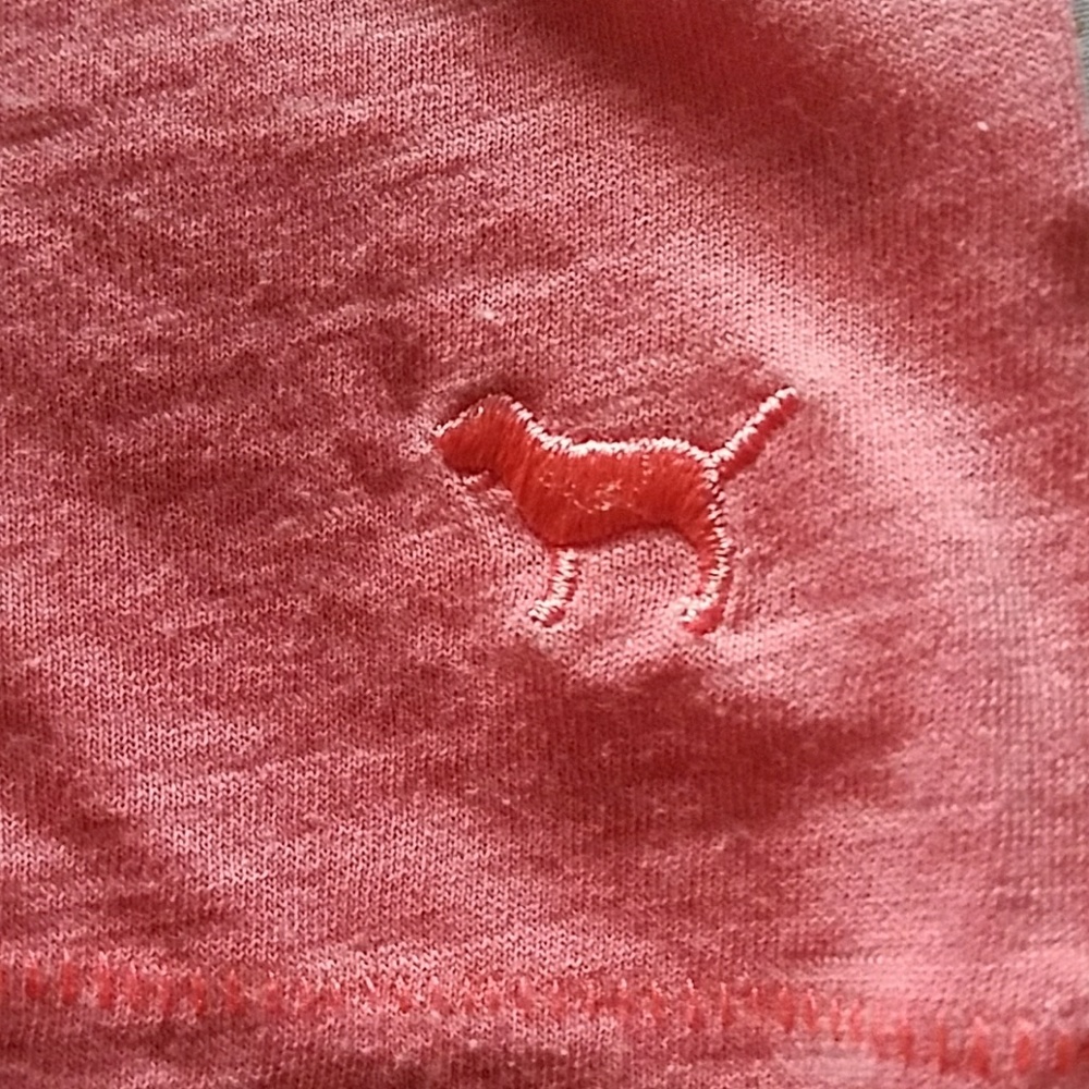 PINK Tank - Picture 3 of 4