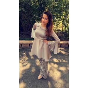 Meet your Posher, Farah