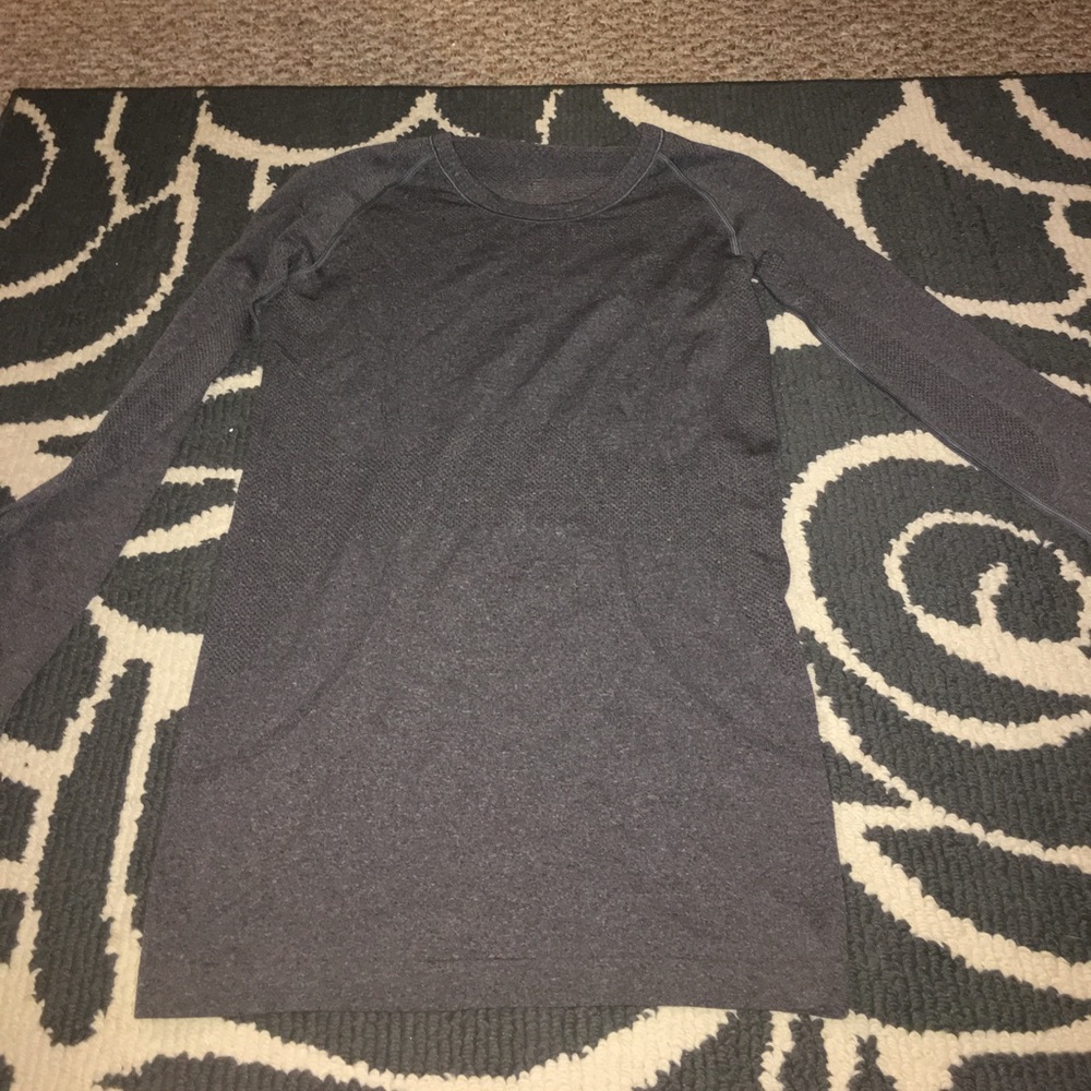 lululemon long sleeve top