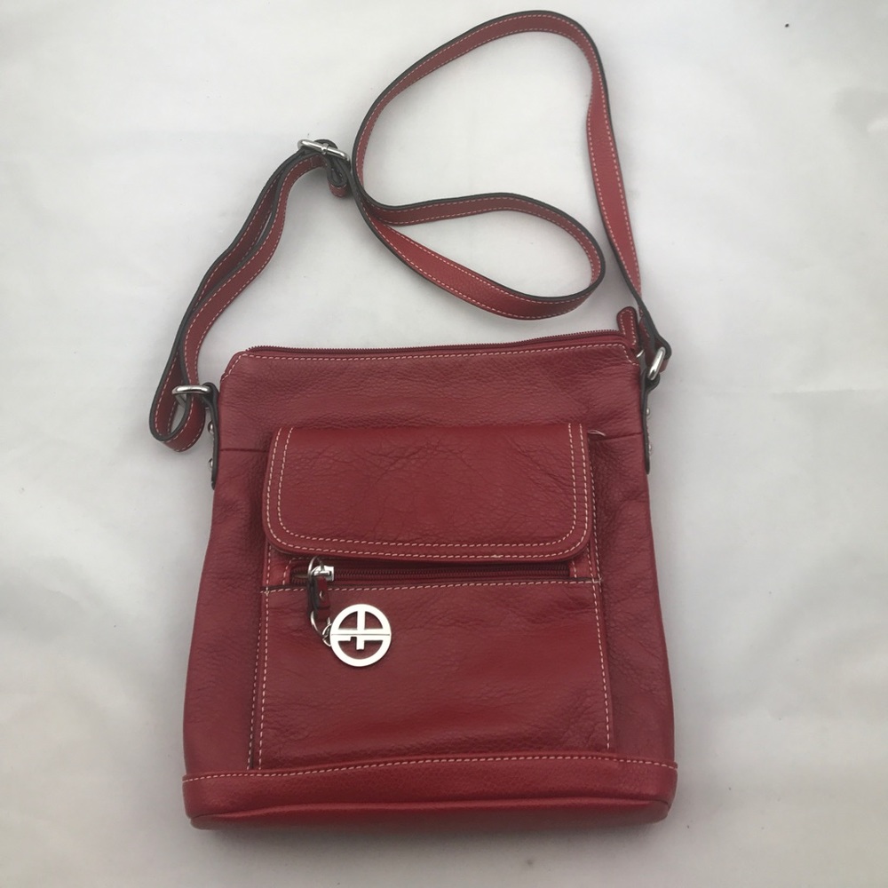 New Giani Bernini Red Cross Body