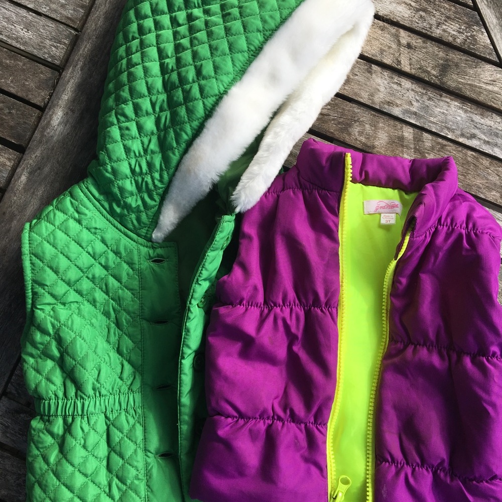 Two kids vests size 3T - Host Pick!