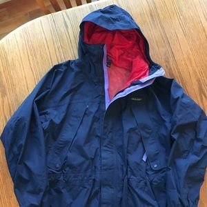 Patagonia Rain All Weather Jacket size Medium