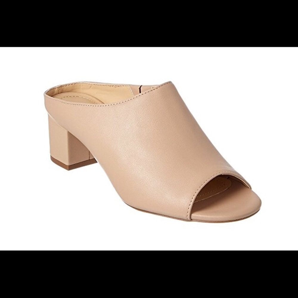 NIB Charles David Nude Leather Mule Slides