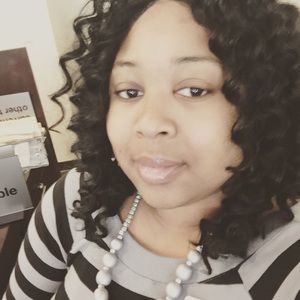 Meet your Posher, Arielle