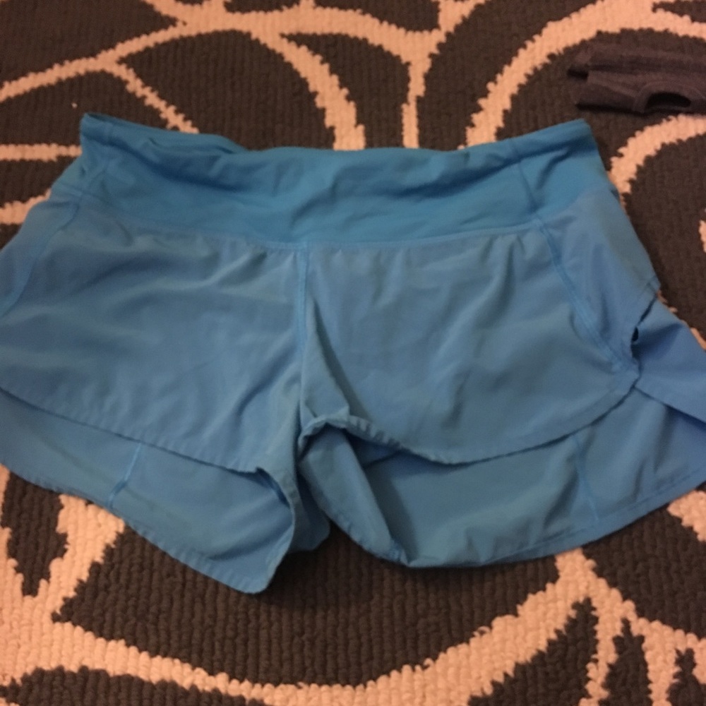 lululemon shorts 2.5