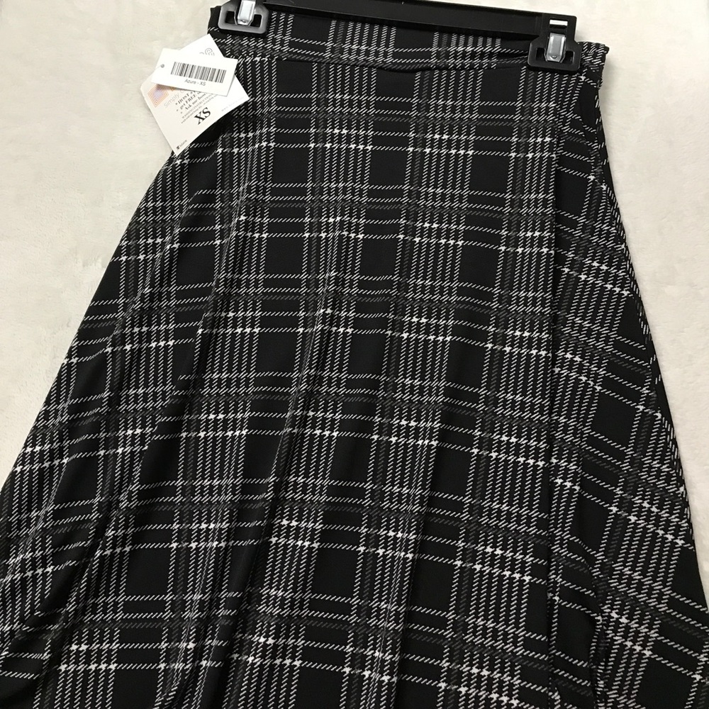 📍. SOLD 📍Azure skirt XS