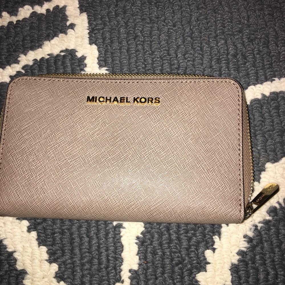 micheal kors wallet