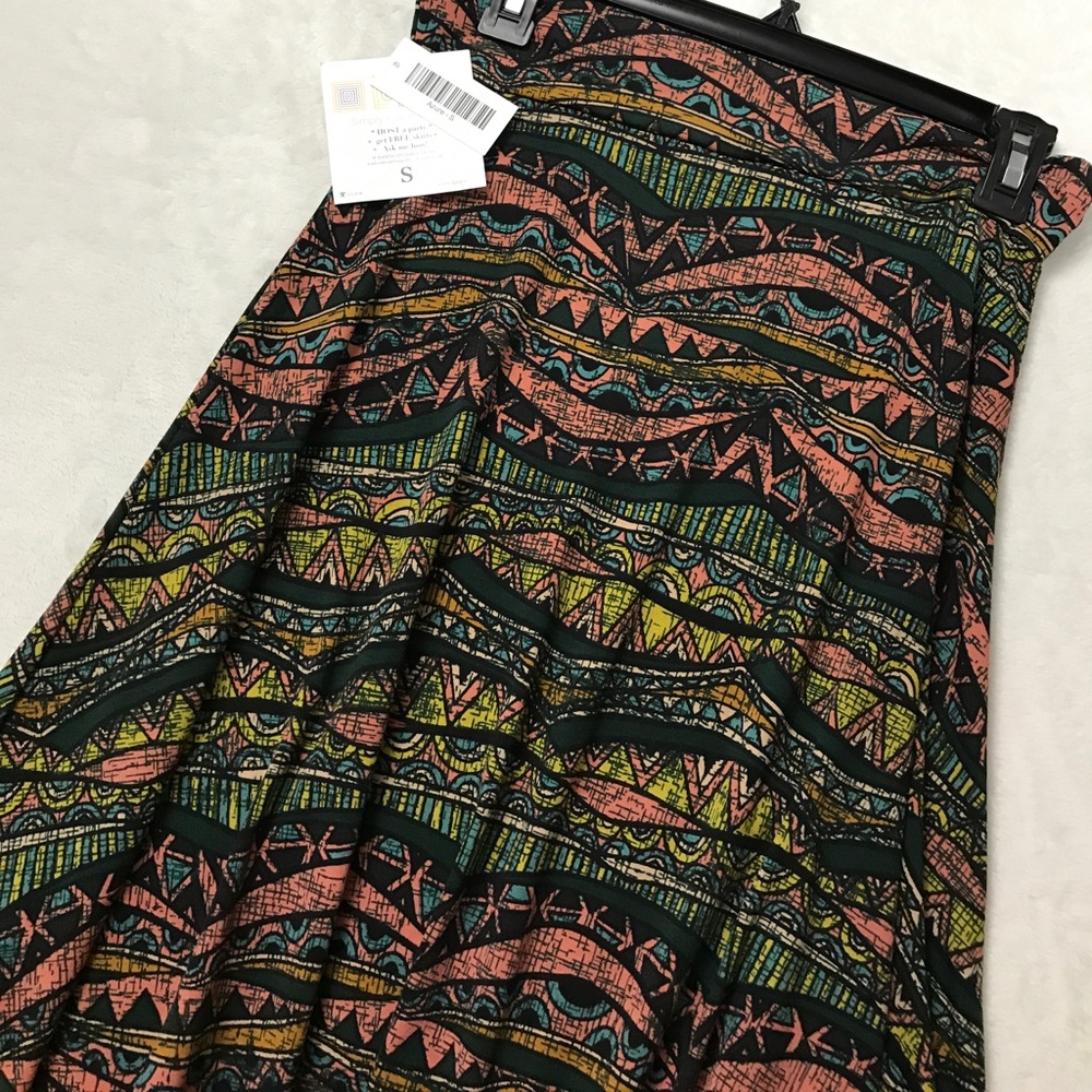 ⛔️. SOLD SOLD ⛔️. Azure skirt S