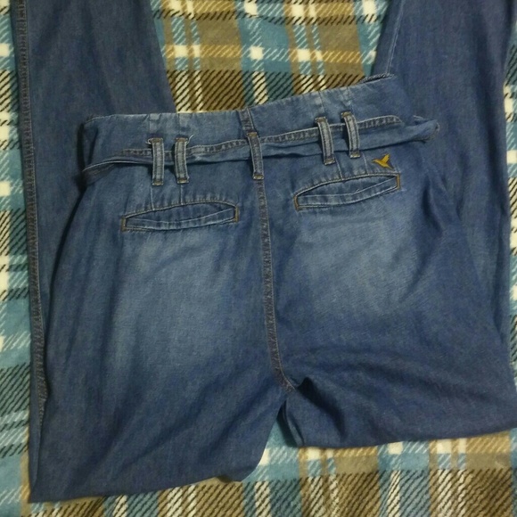 Jeans - Picture 2 of 4