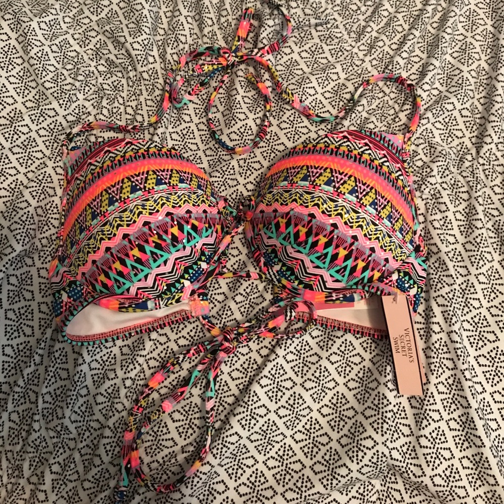 NWT Victoria Secret Swim Top