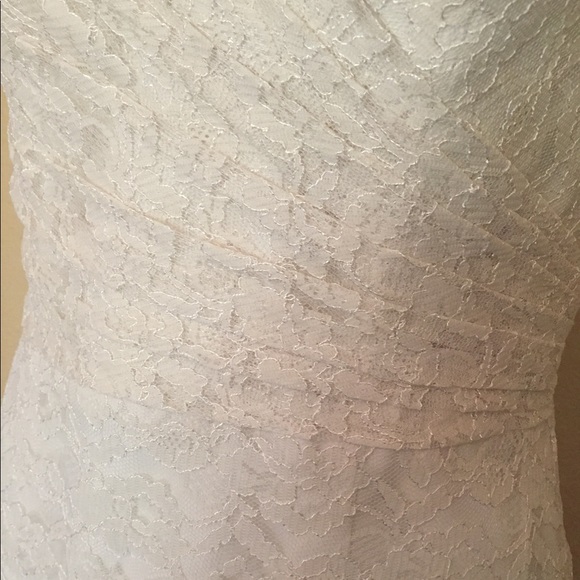 Champagne lace evening gown. - Picture 2 of 5