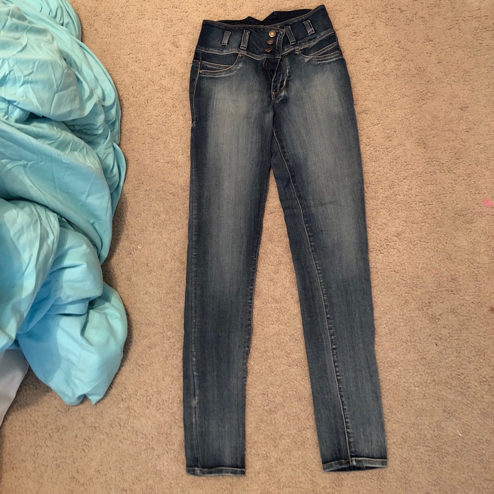 super cute high waisted jeggings