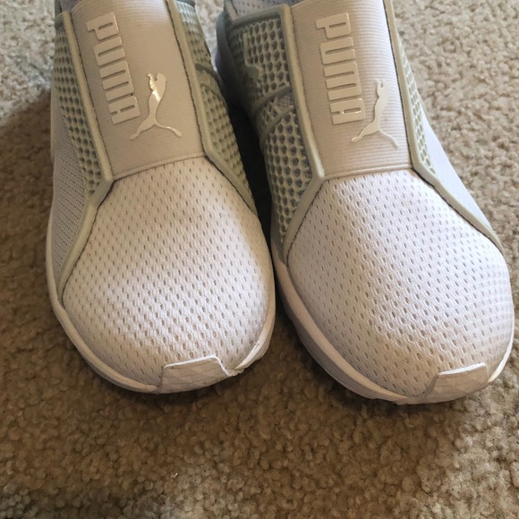 FLASH SALE!! Fenty Pumas by Rihanna - Picture 6 of 8