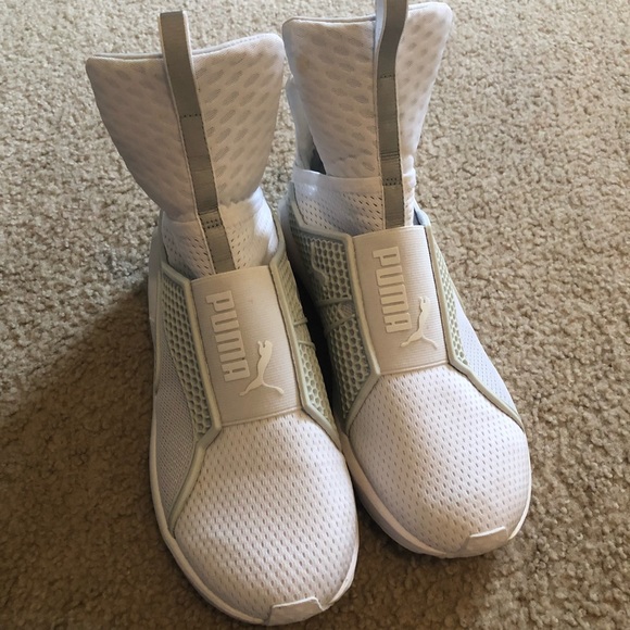 FLASH SALE!! Fenty Pumas by Rihanna - Picture 8 of 8