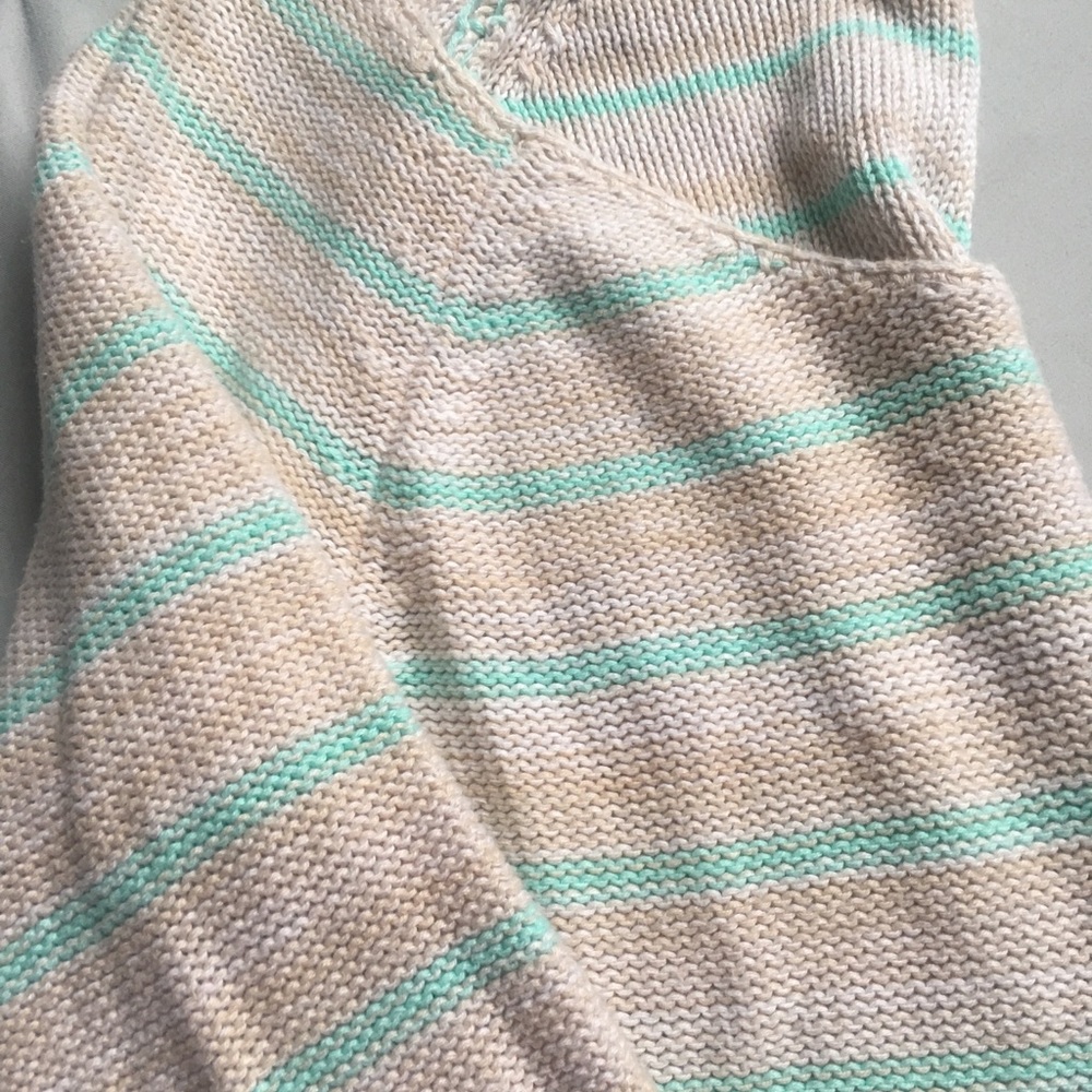 Pink  Rose Sweater Size Small