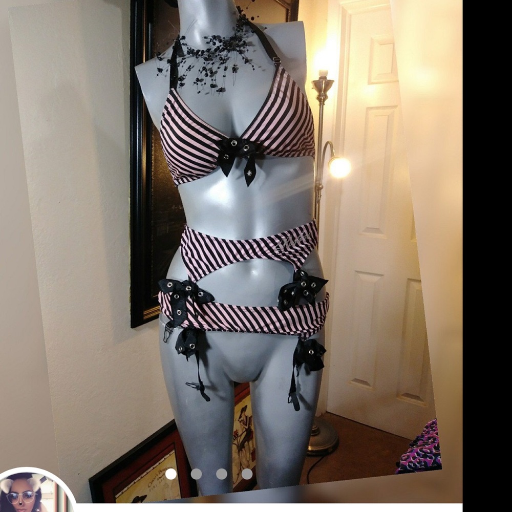 Sexy double garter belt outfit👙