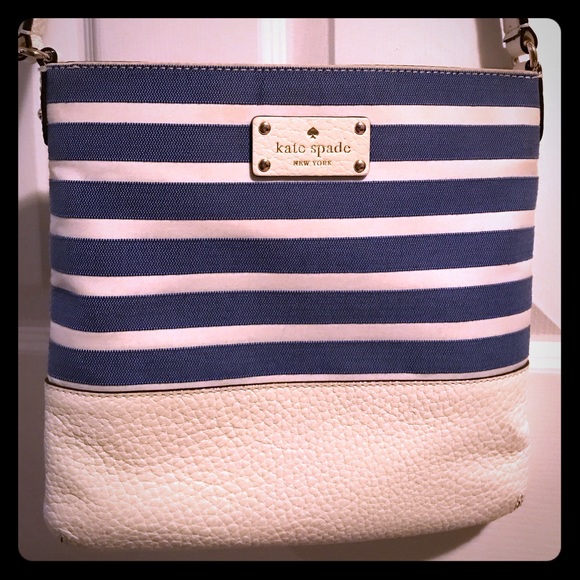 kate spade Handbags - Kate Spade crossbody purse