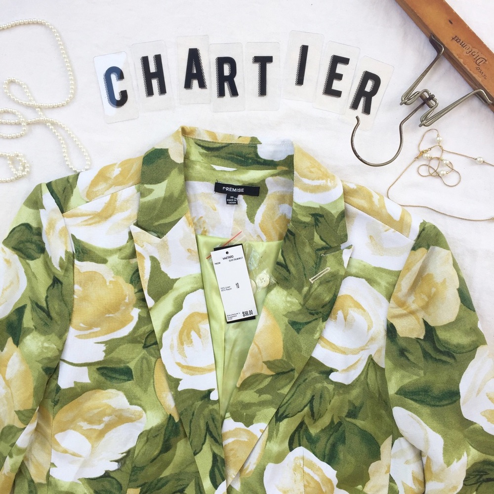 🆕 PREMISE | Cream & Green Floral Blazer Jacket