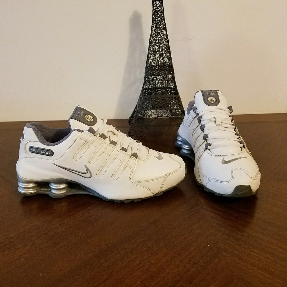 🚫sold🚫Nike Shox sz 9.5m /11wmns