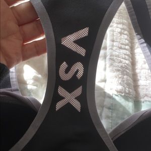 🌸Free gift w/purchase🌸Victoria's Secret VSX Bra