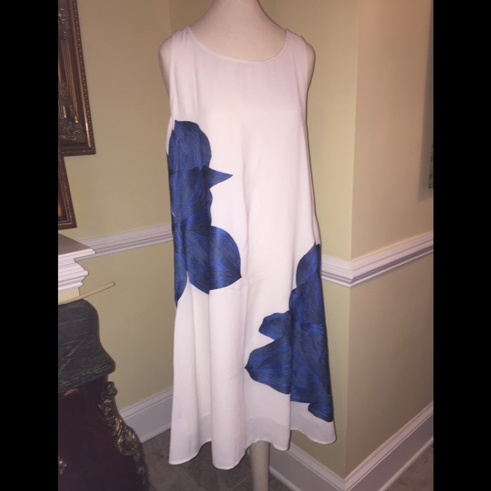 Richly-embroidered trapeze dress