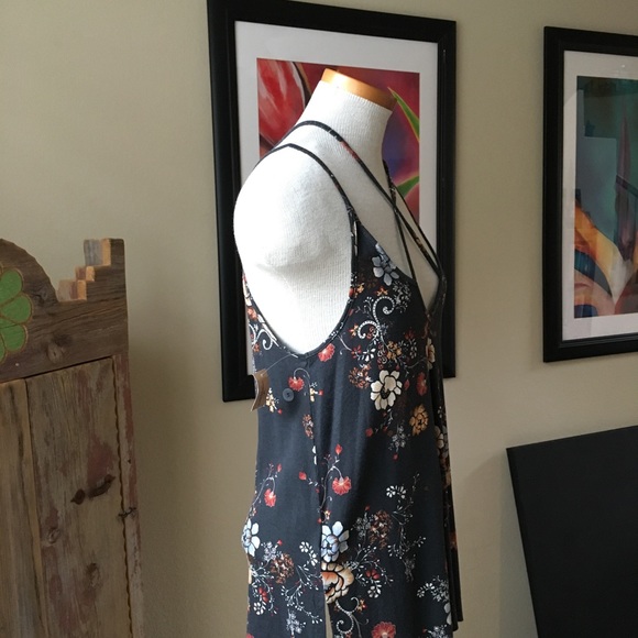 American Eagle Tank Size Small, new with tags - Picture 2 of 8