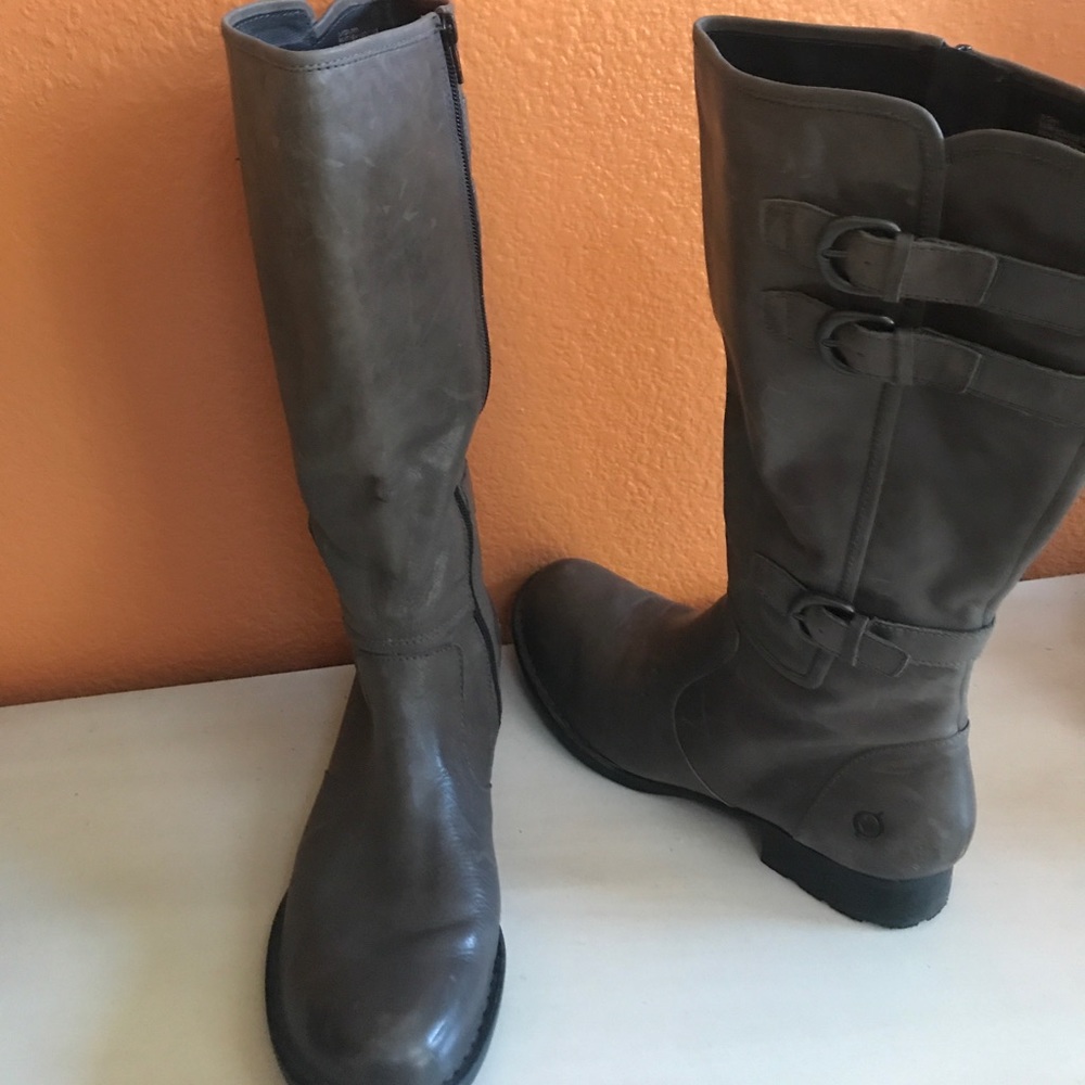 Beautiful grey leather boots from Born