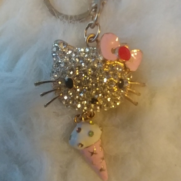 🎀Hello Kitty key fob🎀 - Picture 2 of 3