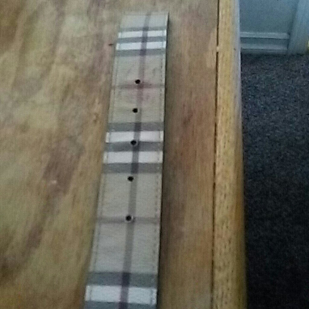 Burberry belt - Picture 3 of 4