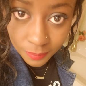 Meet your Posher, Kishia